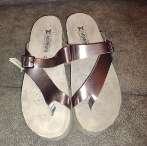 Mephisto Helen Sandals Bronze Size 43, 10.5, NWT, No Box, Metallic, Leather